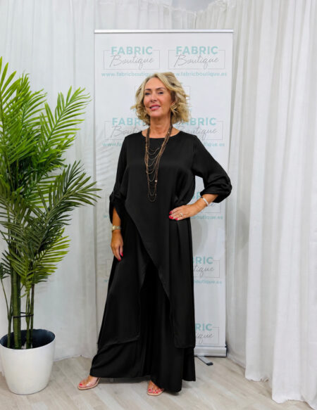 sharon suit Lux black