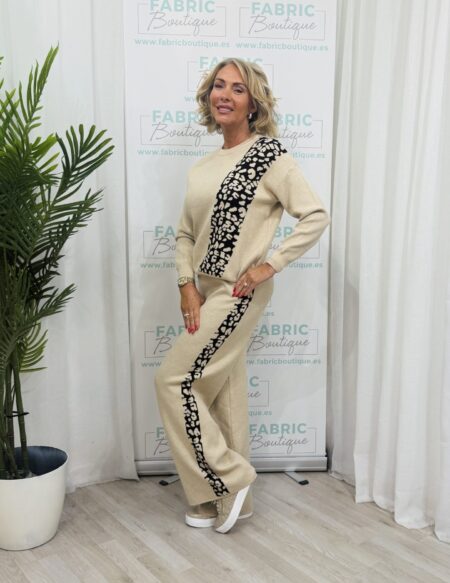 Sandra knit trouser suit beige